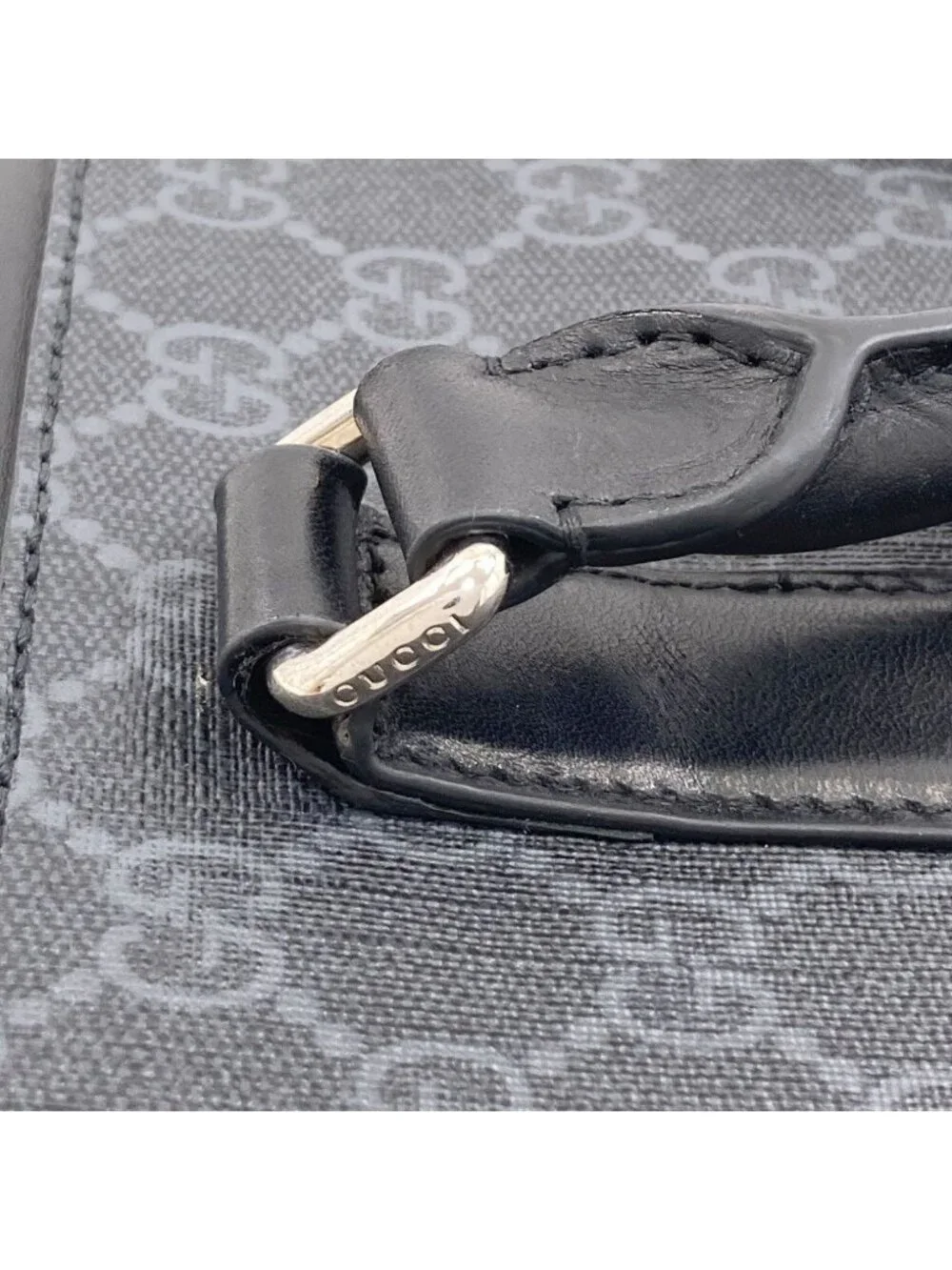 Gucci GG Supreme Business Bag